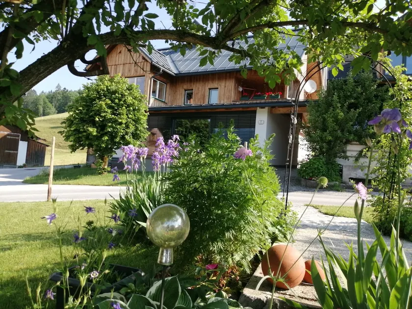 Vacation home in house 7 - Image 1