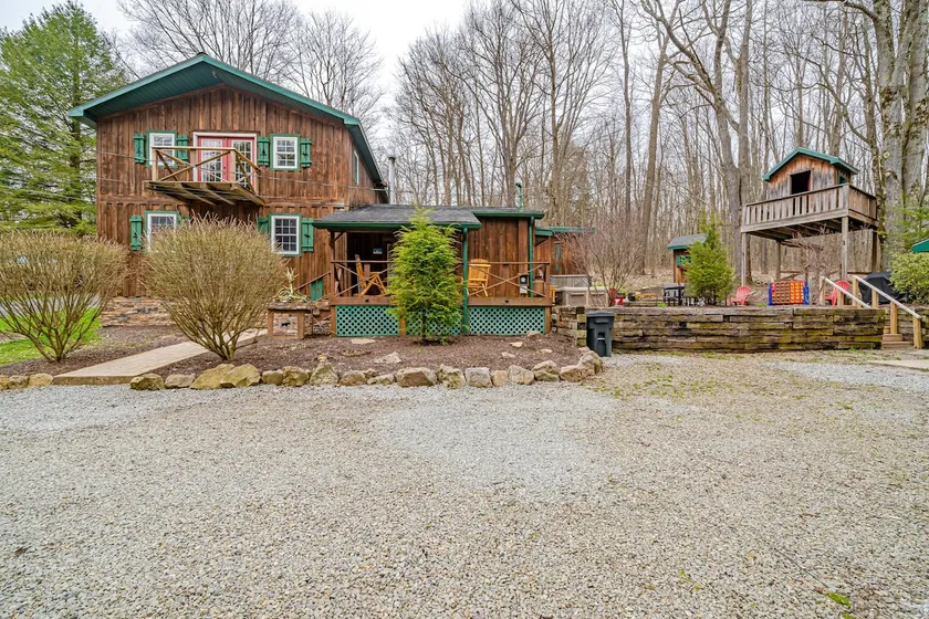 Spacious Cabin w/ Hot Tub 3Bed, 2 bath - Image 1