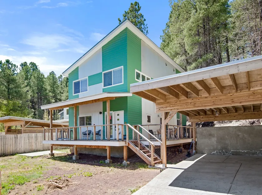 4BR Forest Cabin: Hot Tub, Deck, Walk to Trails - Image 1