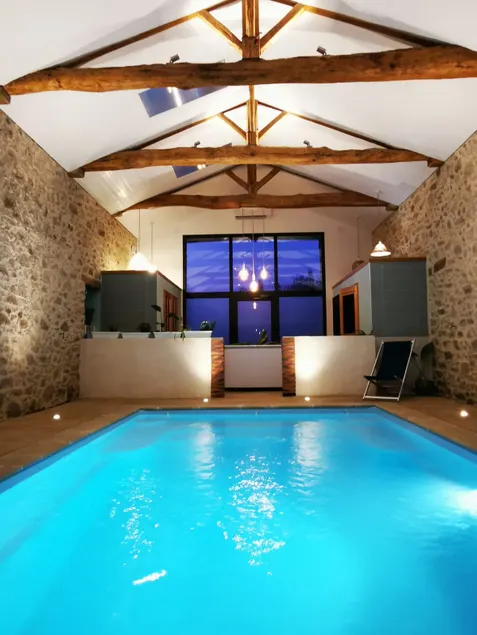 L'Escale du Bocage Piscine couverte chauffée - Image 1