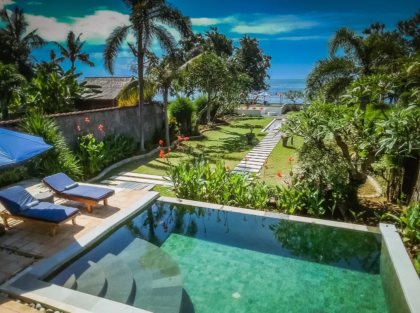 4BR• True Beachfront •Private Pool •Sunset Firepit - Image 1
