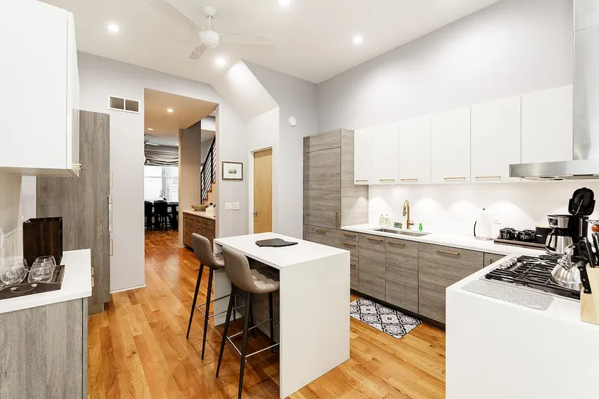 Modern OTR home with vintage charm of the Queen City - Image 1