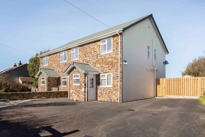 Buttercup Cottage, Near Padstow - Image 1