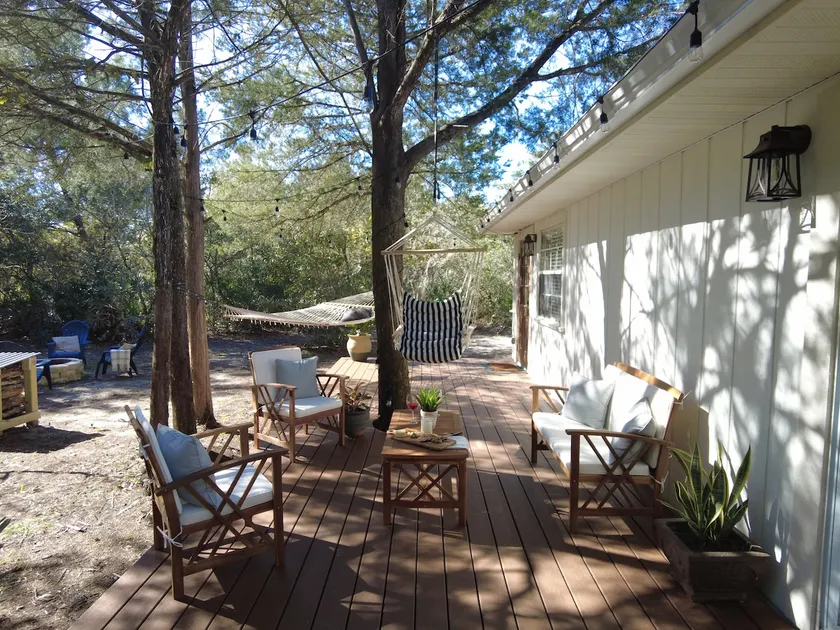 Private Monthly Cottage • Quiet Retreat • Near NSB - Image 1