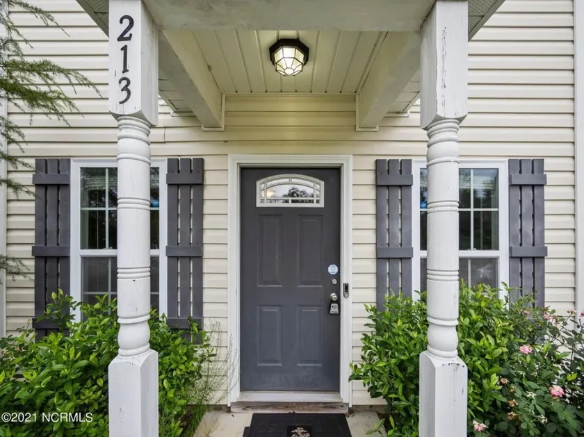 The Toucan Townhouse - Image 1
