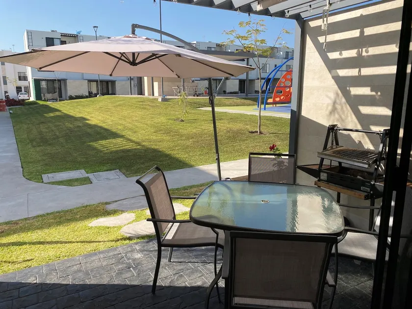 3 Bedrooms | A/C • Security • BBQ - Image 1