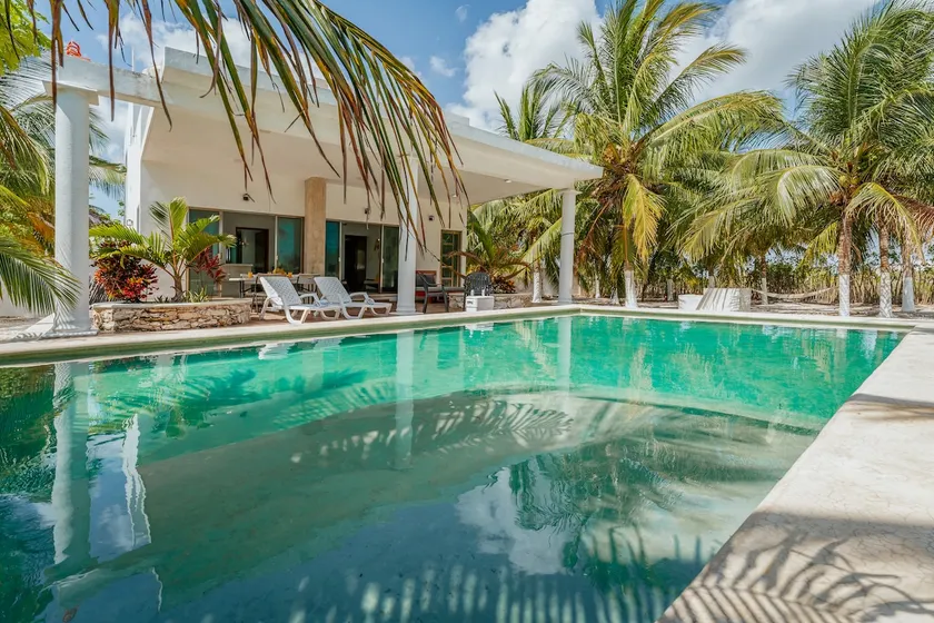 Telchac Beach House - Image 1