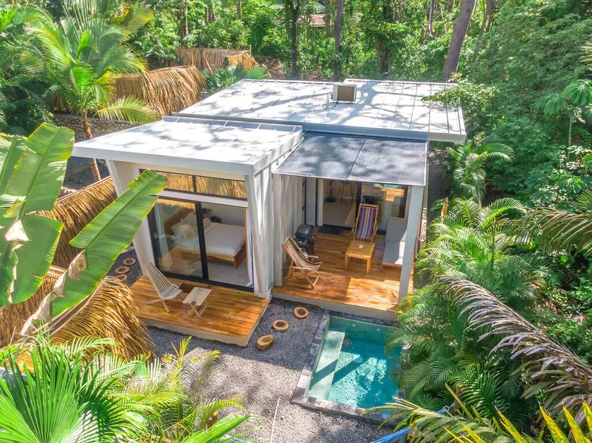 New, 2 BR walk to Beach & River mouth, with pool. - Image 1
