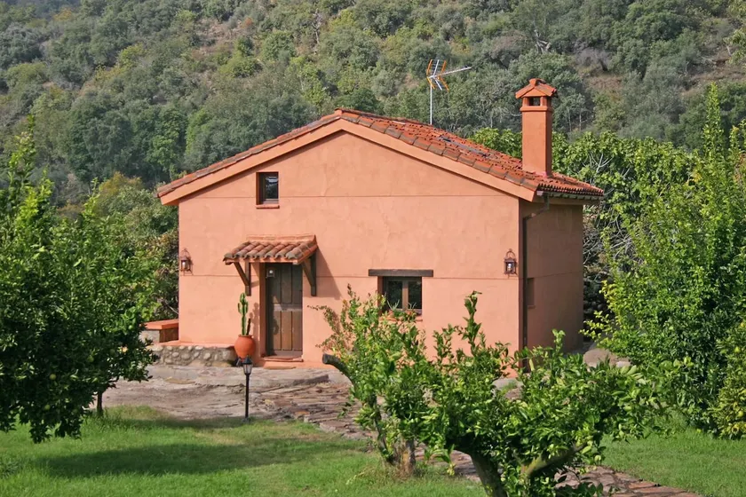 Elvira's Little House - Image 1