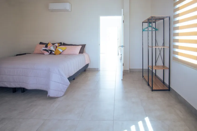 NICE APARTMENT. Well located - Kitchenette, TV and WiFi. - Image 1