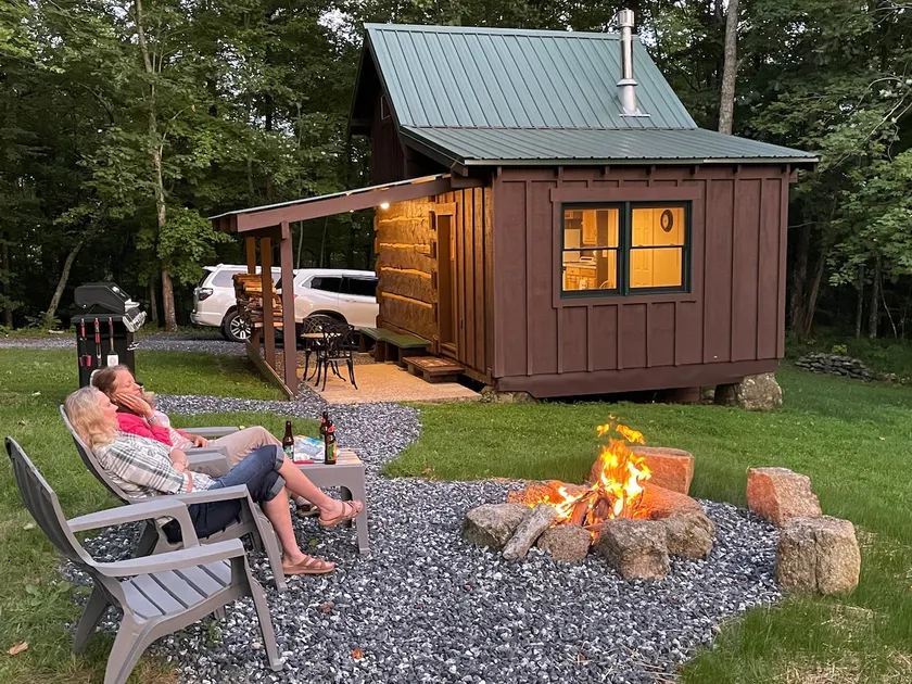 Cozy Log Cabin - Image 1