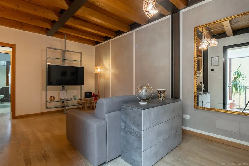 [Venezia-Suite Hemingway]a pochi passi Outlet - Image 1