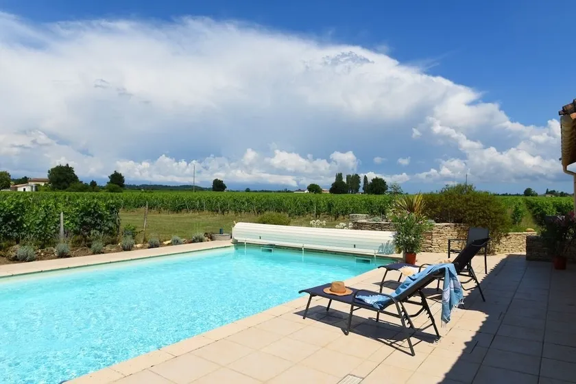 Charming house in the heart of the St Emilion vineyard. - Image 1