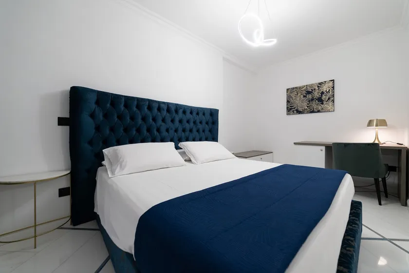 Apart Hotel Suite Italy Naples Chiaia Mergellina - Image 1