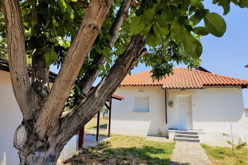White Clam Vintage House with sea view & garden - Image 1