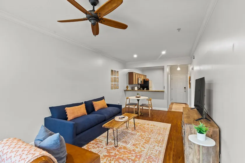 Tower Place-Beautiful Walking Distance to AU - Image 1