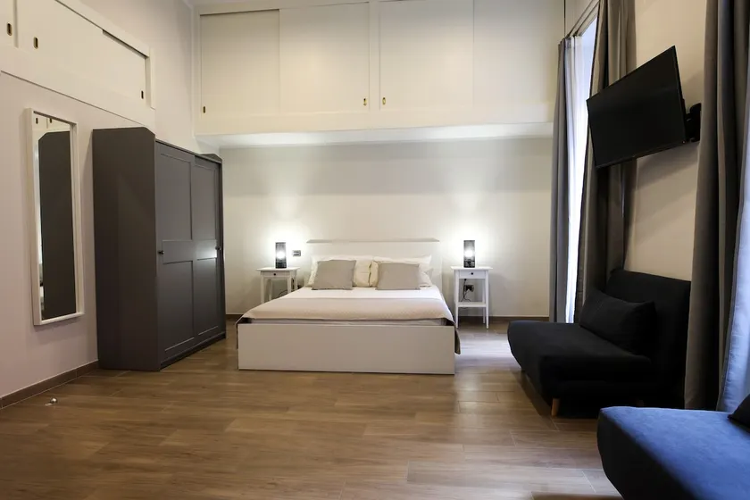 F_Flats Modern Oasis in the Heart of Naples (203) - Image 1