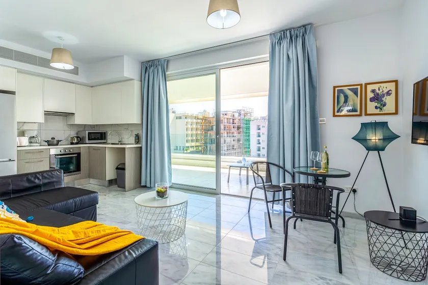 Oyster 1-BR Apt in Larnaca - Image 1