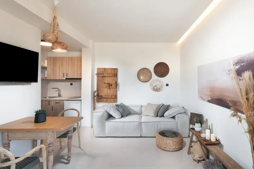 “Sea•Si” Luxury Home - Image 1