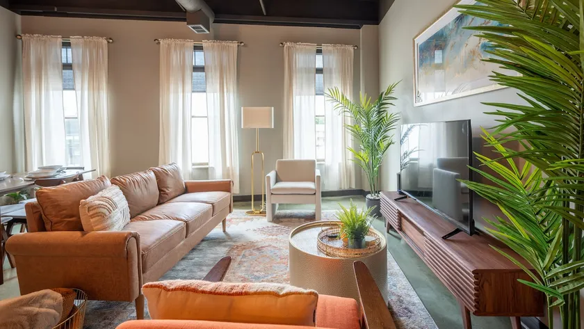 Sleek Loft Retreat by OSU & Short North - Image 1