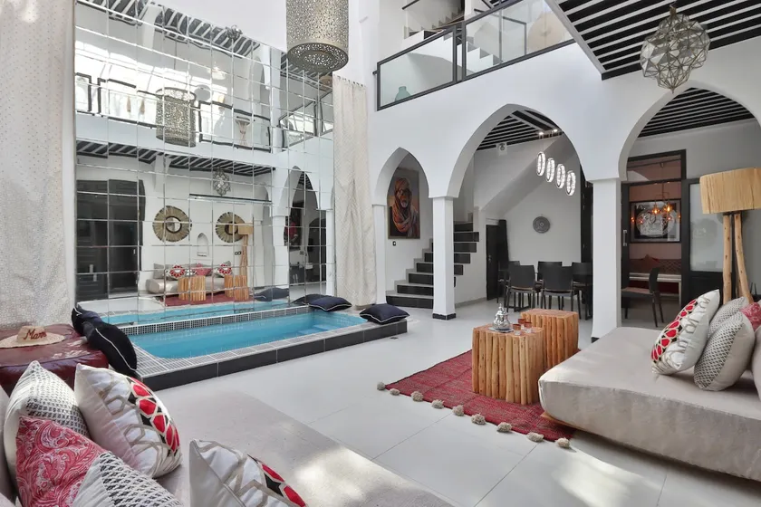 Riad Modern bed & breakfast  - Image 1