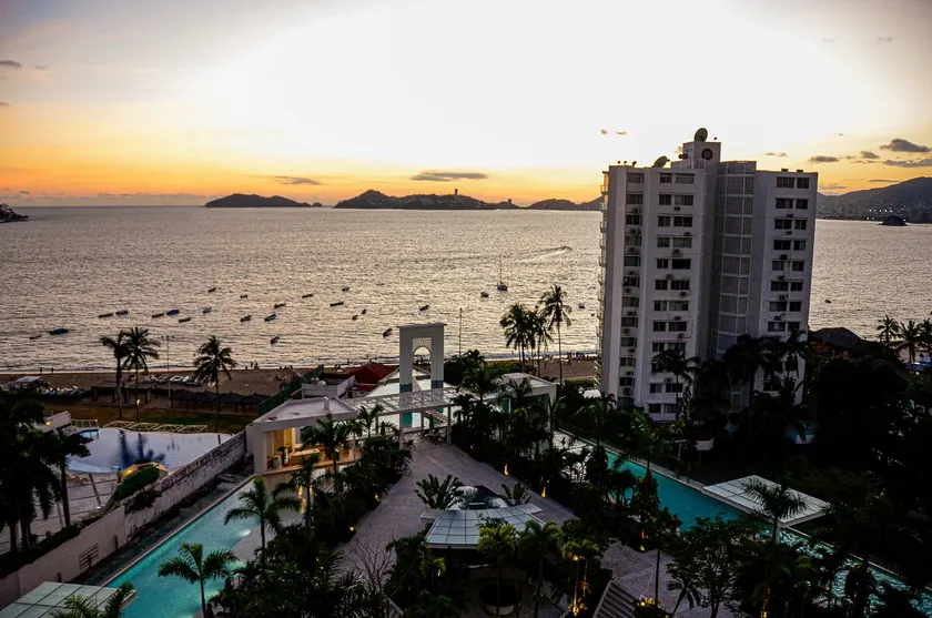 Superb condo in paradise with breathtaking views! - Image 1