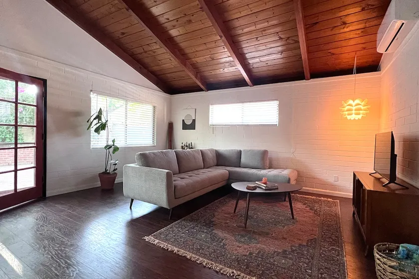 Charming Mid-Century Country Escape - 2 BR, 1 Bath - Image 1