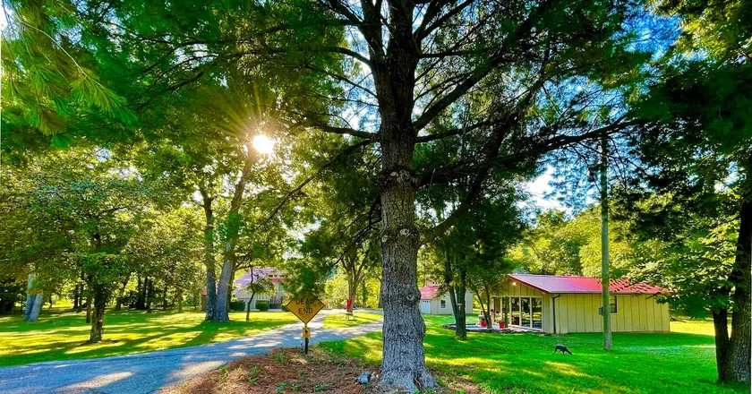 Mike & Angie’s Private-Cozy furnished Guest House - Image 1
