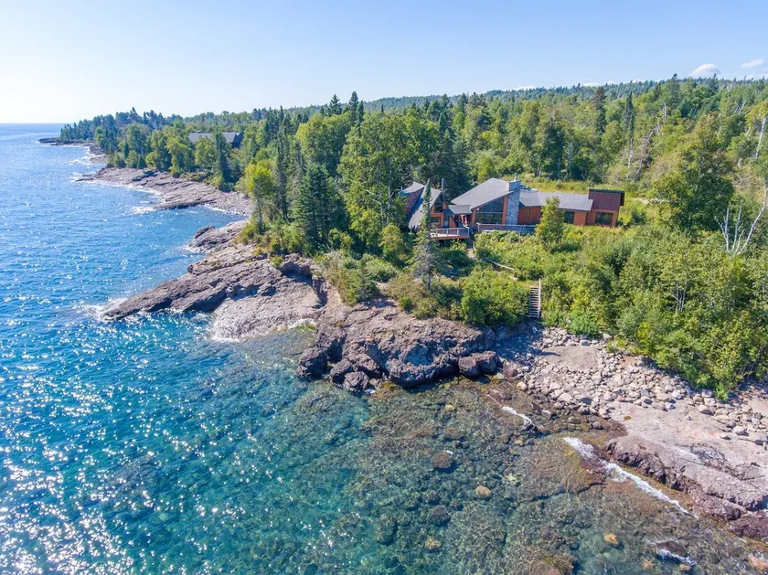 Secluded Lake Superior Cabin - Image 1