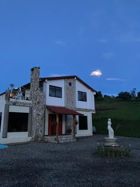House, fireplace, garden, balcony, mountains. Near hot springs - Image 1