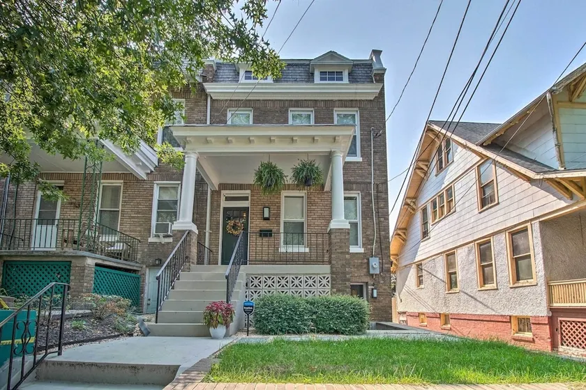 Lovely 1BR condo in quiet neighborhood - Image 1