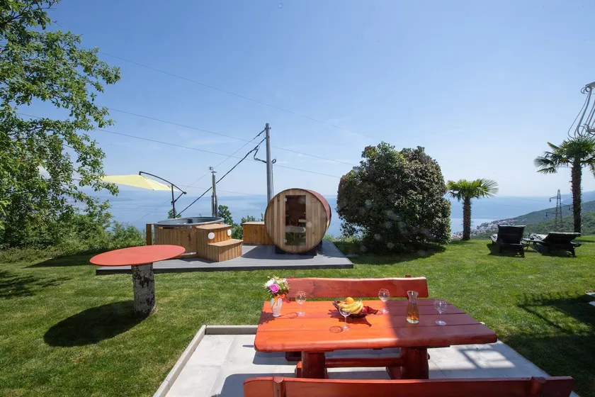 BELA VISTA 4 Appartements Opatija - Image 1