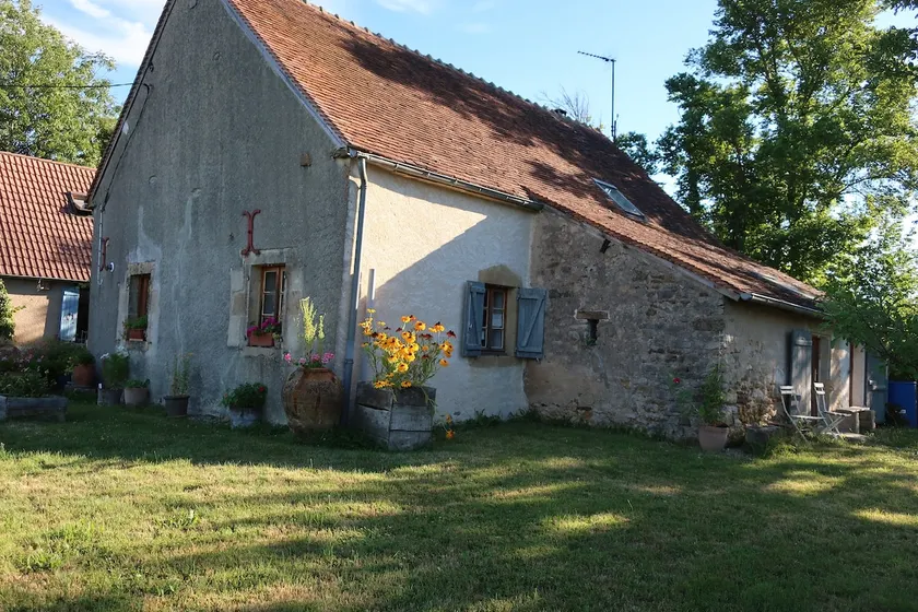 Berriquonne Farmhouse - Image 1