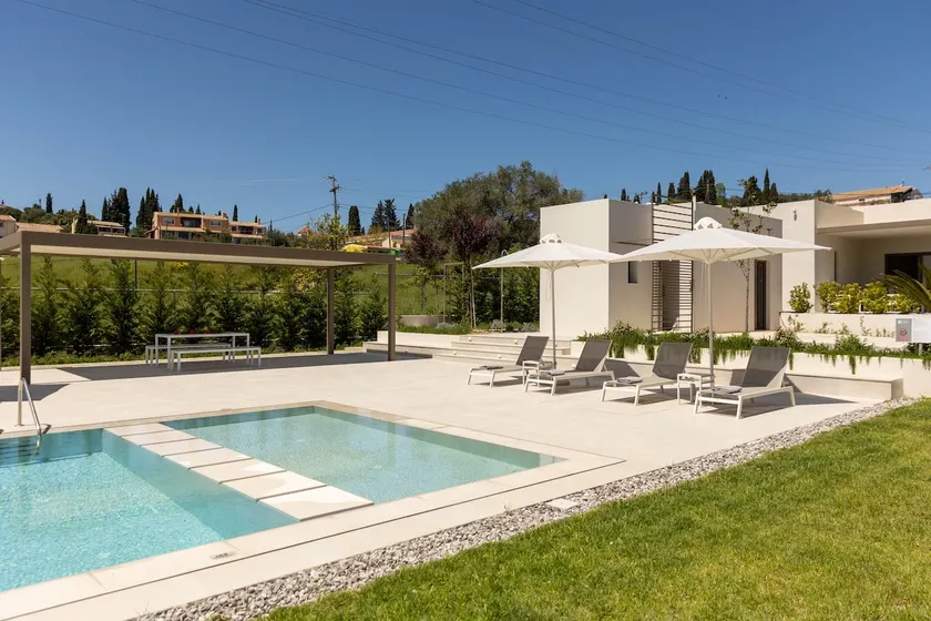 Stablo Residence - Image 1