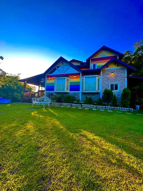 Nanzhuang Rainbow House - Image 1