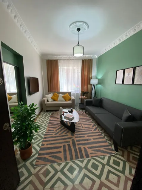 COZY FLAT STEPS AWAY FROM ISTANBUL BOSPHORUS - Image 1