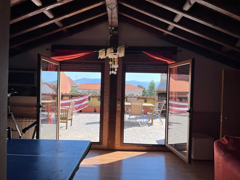 A beautiful detached house to spend a few days - Image 1