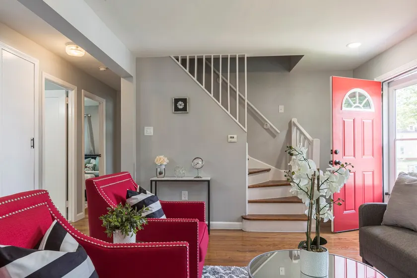 4 BDR Cape | 15 mins to Hartford | 25 mins to BDL - Image 1