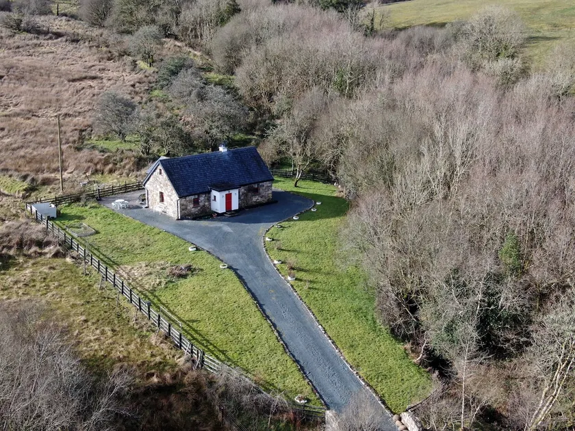 Carruan Cottage - Image 1