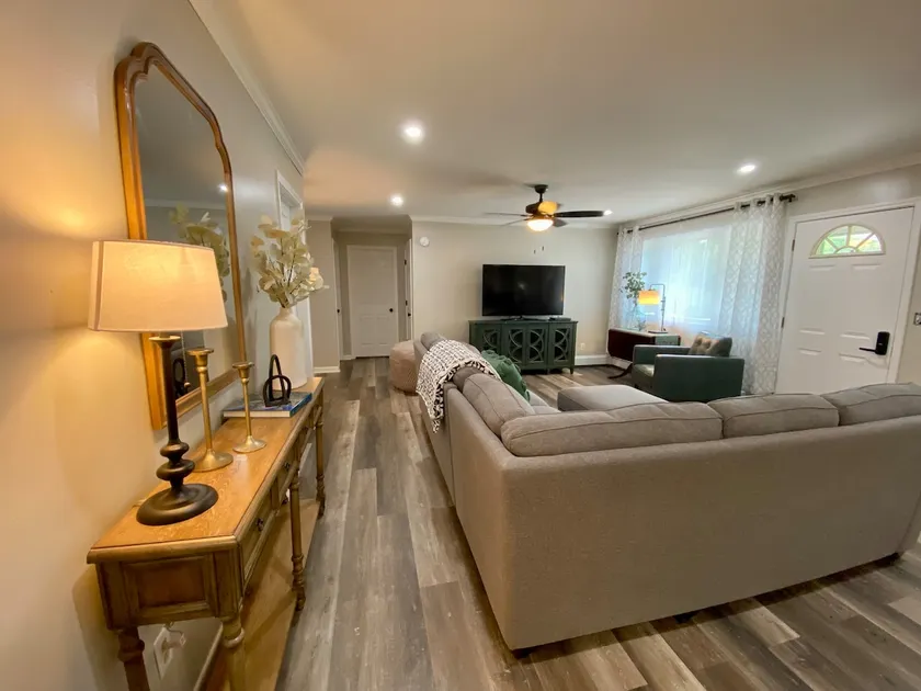 Newly Remodeled 3-Bedroom Pet Friendly Home - Image 1