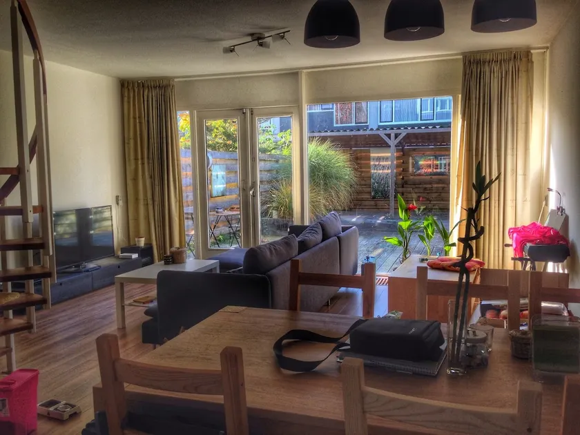 Entire house with easy access to Utrecht and A'dam - Image 1