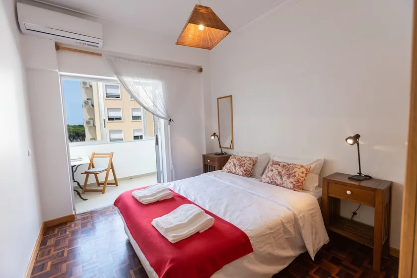 Sun & Beach Apartment by Soulplaces - Image 1