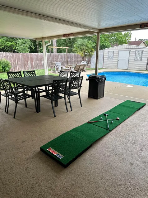 Montgomery Oasis w/Salt Water Pool - Image 1