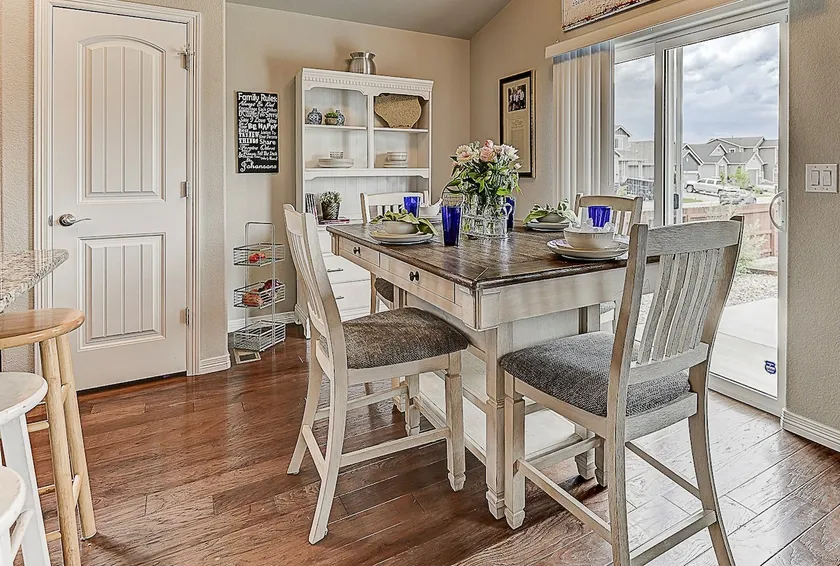 Beautiful 4 BD Home with Patio Gazebo & Fire Pit - Image 1