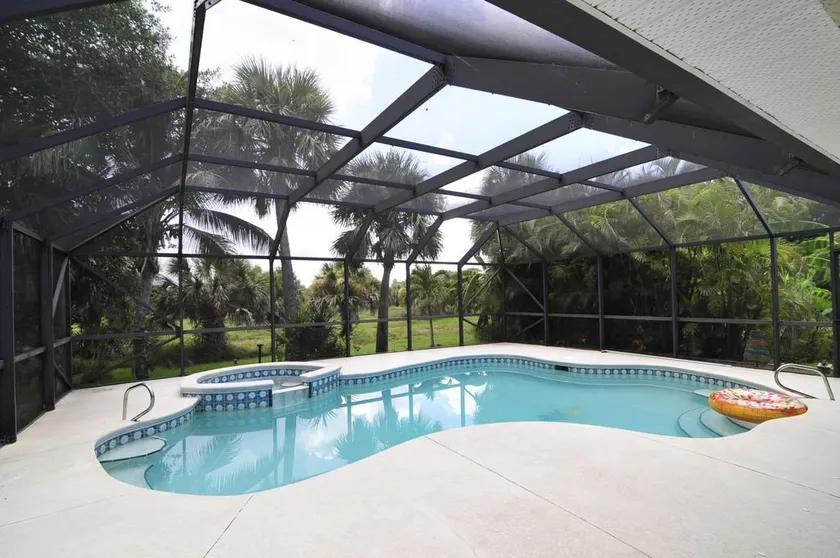 Tropical Oasis  - Long Term 90 Day Rental - Image 1
