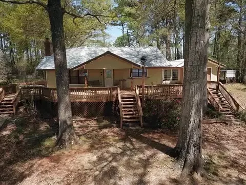 Waterfront Home on Lake Sam Rayburn - Image 1