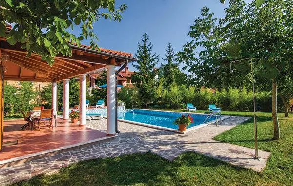 Villa mit privatem Pool, Terrasse und Grill - Image 1