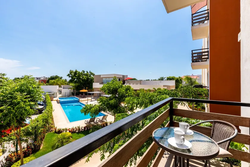Best condo in the area, 2 bedrooms and pool - Image 1