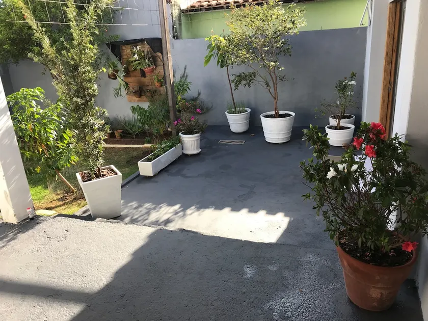 Complete house, with grill space and garden - Image 1