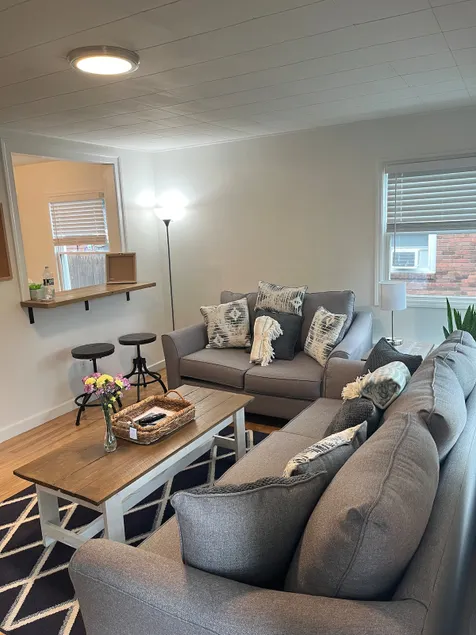 Schenectady Home, Perfect for your business needs. - Image 1